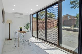 Quiet Elevated Serene Home (B) - Merrylands - 2