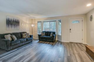 Modern Puyallup Townhome with Backyard and Fireplace - Puyallup - 7