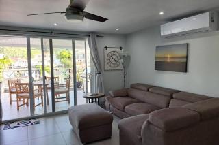 Beautifully renovated villa close to the beach - Jolly Harbour - 8