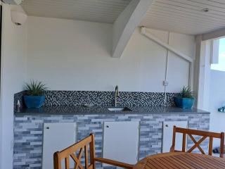 Beautifully renovated villa close to the beach - Jolly Harbour - 7