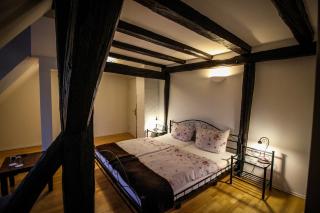 Hotel und Restaurant Zum Löwen - Gelnhausen - 9