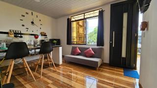 Family Amazon Minimalist - 0