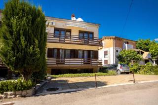 Apartments with a parking space Njivice, Krk - 21861 - Njivice - 4
