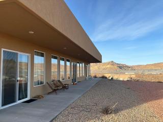 Calming Canyon Sanctuary with Grand Mesa Views - Big Water - 1