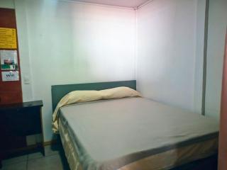 Hogar tico-estadounidense cerca de aeropuerto - Alajuela - 4