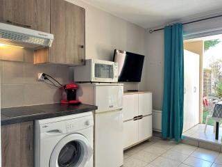 Studio cabine avec piscine, parking privé et terrasse - 4 couchages, Le Lavandou - FR-1-251-478 - Le Lavandou - 5