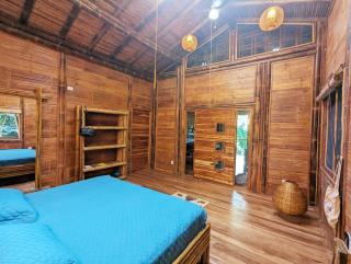 Yogachal Vista Mar Bamboo House in the Jungle - Ojochal - 2