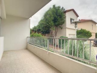 F2 Cabine, Terrasse, Parking, Proximité Plage - FR-1-715-81 - 0