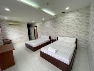 FriendZoneS Hotel - Ấp Bình Hưng - 2