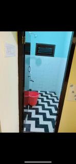 Royal comfort mens PG Hostel - Chennai - 4