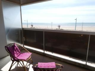 Studio avec alcôve, face mer, 50m de la plage avec balcon et garage privé à Saint-Jean-de-Monts - FR-1-323-417 - Saint-Jean-de-Monts - 0