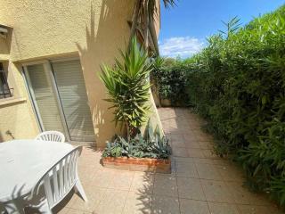 Appartement en RDC, accès direct plage, terrasse 30m², parking privé, équipements complets - FR-1-326-795 - Marseillan - 9