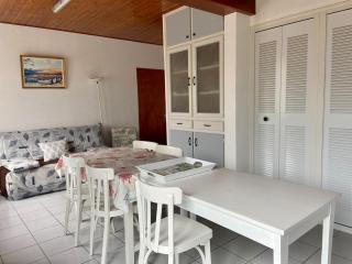 Maison de Pays avec Grand Jardin, Proche Centre et Plage - FR-1-231-294 - 7