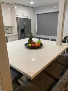 Family 4BR Home 15 min to Disneyland & Beach - 7