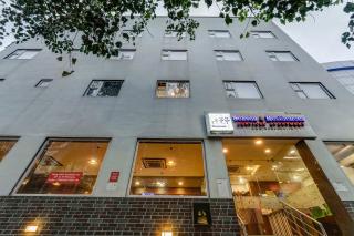 Season 4 Residences - Nungambakkam Near US consulate, Apollo Hospital, Shankar Nethralaya - Chennai - 8