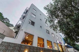 Season 4 Residences - Nungambakkam Near US consulate, Apollo Hospital, Shankar Nethralaya - Chennai - 9