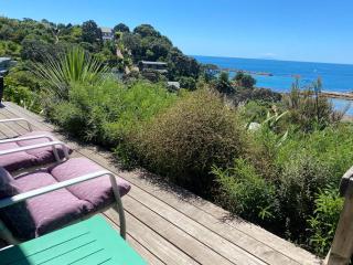 Kereru Cabin - Spectacular seaviews, Rustic, Glamping Eco adventure - Palm Beach - 1