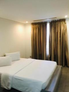 Incredible one bedroom space at East Legon - 6