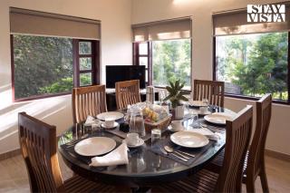 StayVista at Vale Echoes - Breakfast Included - Munnar - 5
