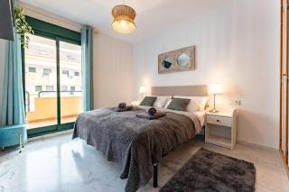 Coastal Comfort 2 bed, parking pool and terrace - Benalmádena - 8