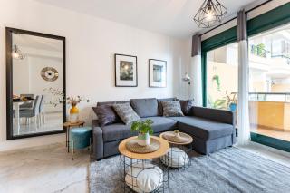 Coastal Comfort 2 bed, parking pool and terrace - Benalmádena - 7