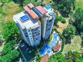 La Torre- Poolside Condo with Scenic Views - Herradura - 3