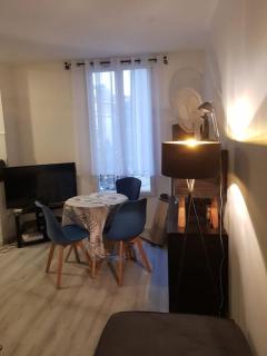 Sunny appartement close to metro - París - 0