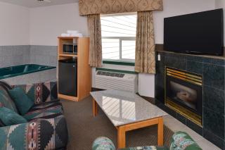 Canadas Best Value Inn Valemount - Valemount - 5