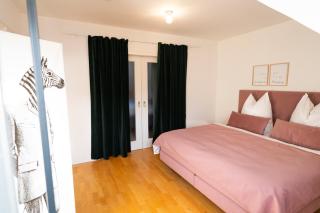 Seerose - W14, zentral in Bahnhofsnähe, Küche, 3 Schlafzimmer - Ulm - 2
