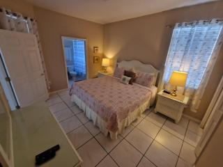 The Original Little Mermaid Villa Orlando - 2
