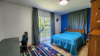 Excelente Casa, bairro nobre em Campos do Jordão - 1