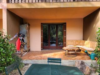 Les Marmottes : Jardin, proche centre, cheminée ! - 3