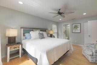 Charleys Place - Sanibel - 3