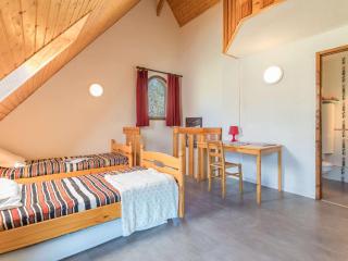 Grand appartement 4 chambres, proche centre et pistes, parking privatif - FR-1-330F-144 - Le Monêtier-les-Bains - 3