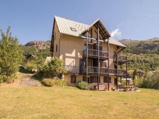 Grand appartement 4 chambres, proche centre et pistes, parking privatif - FR-1-330F-144 - 3