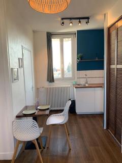 Studio cosy parking gratuit et à 5 minutes gare - 2