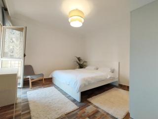 white Bear royal - 3