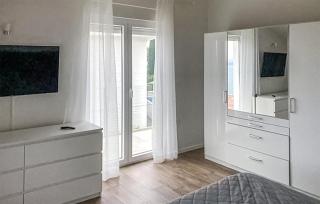 Amazing Apartment In Icici - Ičići - 4