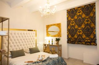 Femme noir Boutique Apartament Fitness e spa - Caserta - 7