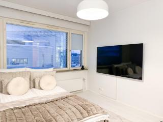 Aurora Central Suite IV By BookLapland - 7