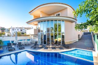 Full private 300sqm Villa Jacuzzi Heated Pool Ideal & quiet location - Albufeira - 0