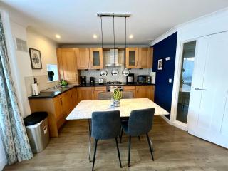 Home2Home - Market rise - 1