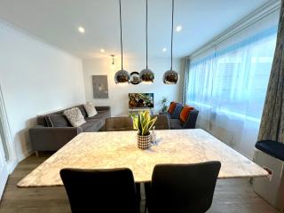 Home2Home - Market rise - 3