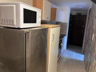 Minibar Inclusive! TH 326 City Center 40sqm Apartment - Szombathely - 9