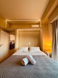 Blue Horizon Gem On The Port - Rafina - 7