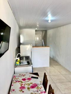 Kitnet a 150m da praia - 4