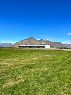 Seljavellir Guesthouse - 1