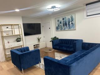 Stylish 2 Bedroom suite in SW Edmonton close to Windermere and Edmonton International Airport - Edmonton - 7