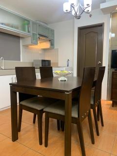 2-BR with Spectacular Views - Cebu - 4