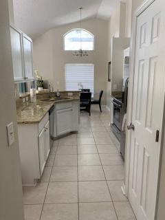Relaxing 4 bedroom home with pool near Disney! - Davenport - 5